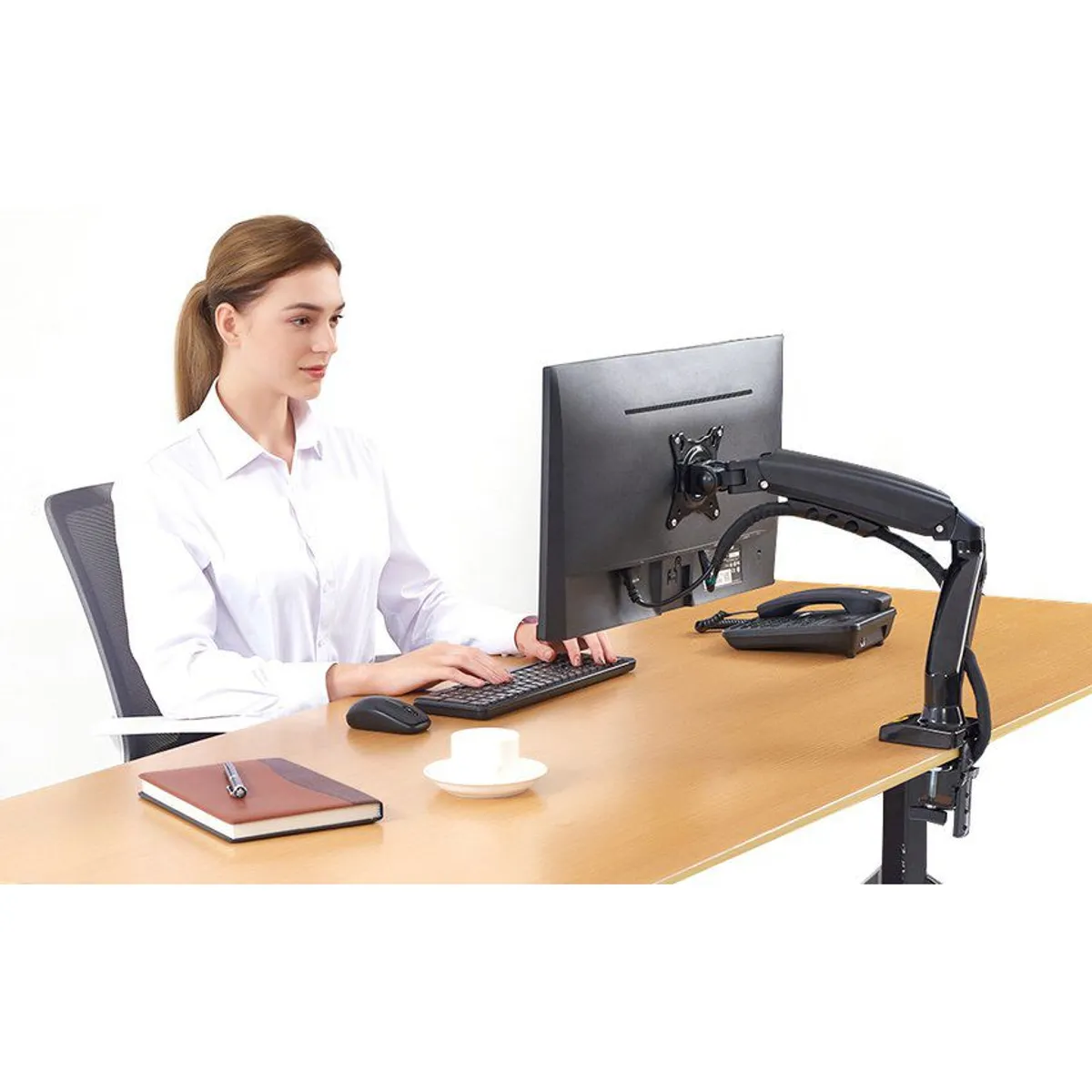 GENERICO - Brazo soporte rack giratorio de monitor computadora