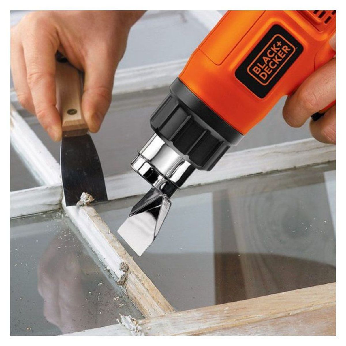 BLACK+DECKER - Pistola de Aire Caliente 1500W BLACK+DECKER Hg1500-B2