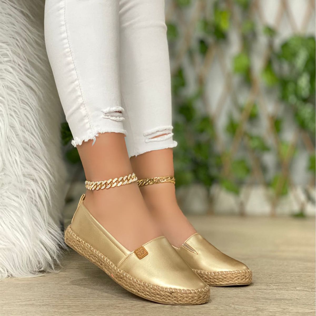 GENERICO - Mocasin Mujer 1013Smx Dorado.-