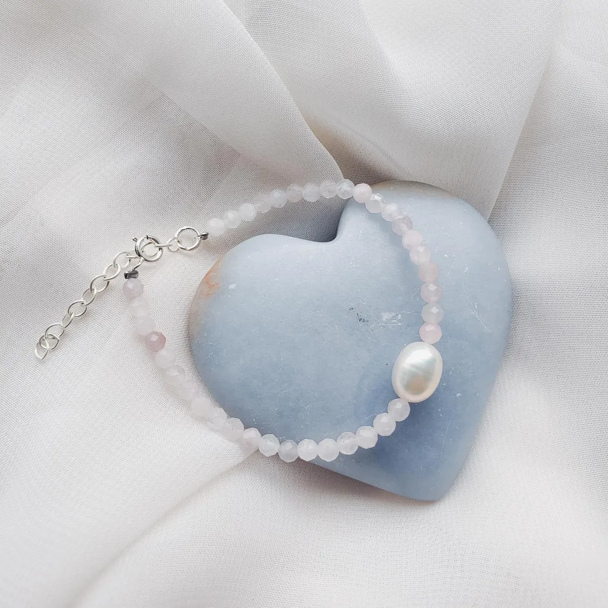 INTUERI - Pulsera Laila perla plata