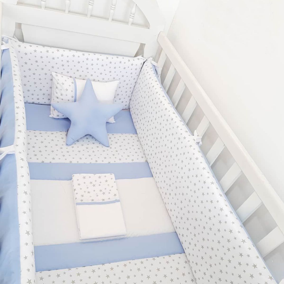 GENERICO - Protectores Laterales Parachoques de cuna diseño estrellitas