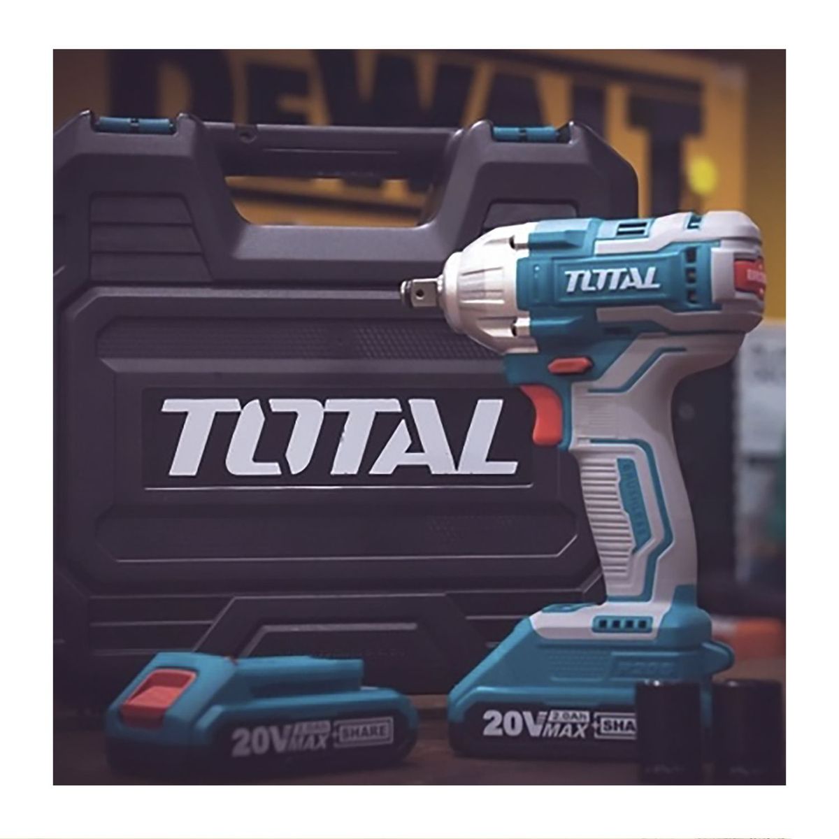 TOTAL TOOLS - LLAVE DE IMPACTO ½ BRUSHLESS BATERIA CARGADOR LLANTA TOTAL