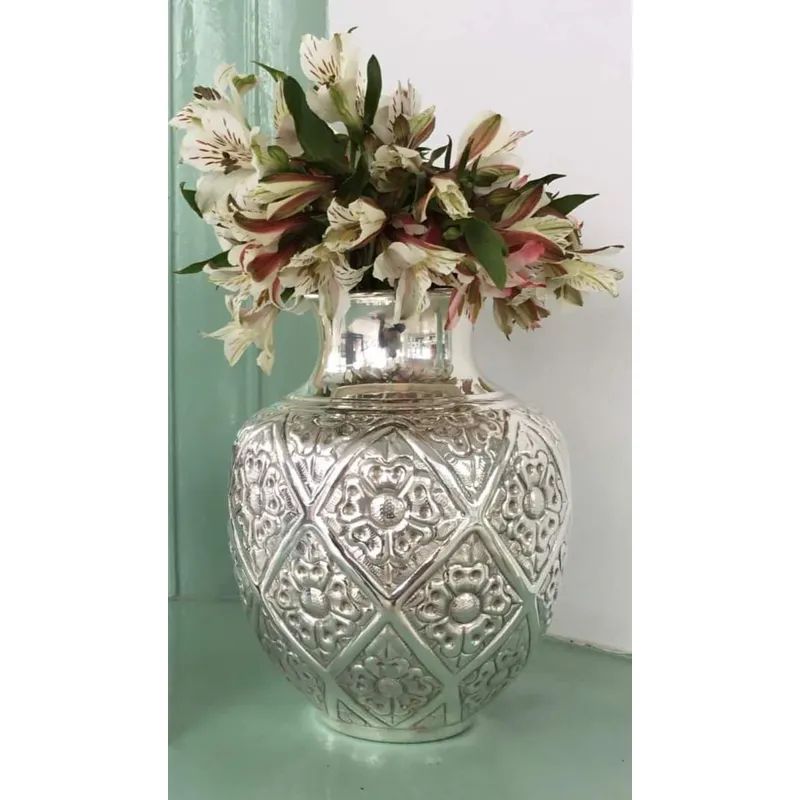 PERUVIANE - Adorno Decorativo Jarron o florero de plaque floreado 23 cm de alto