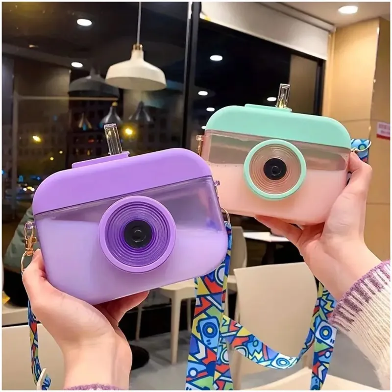 INSPIRA MARKET - Tomatodo de 400ml con forma de camara  para niños