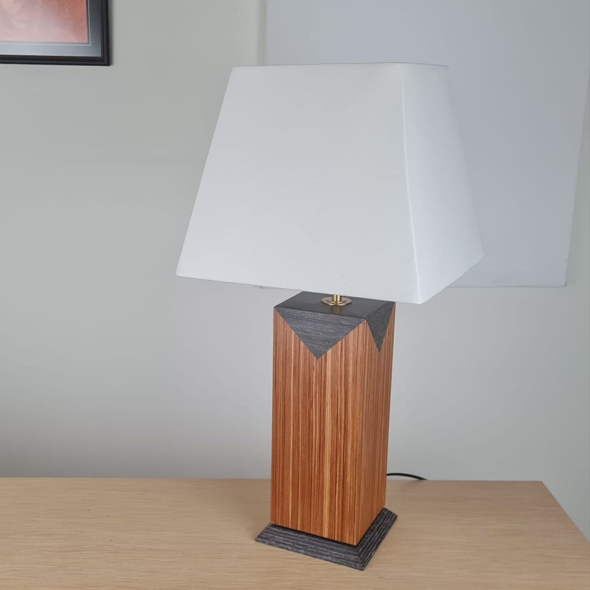 GENERICO - Lámpara de Mesa Aramis