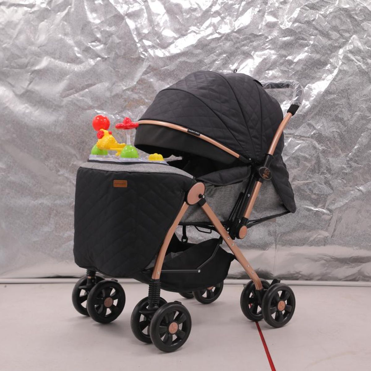 BABY HAPPY - Coche de Bebe con Musical  Acolchado Negro Gold