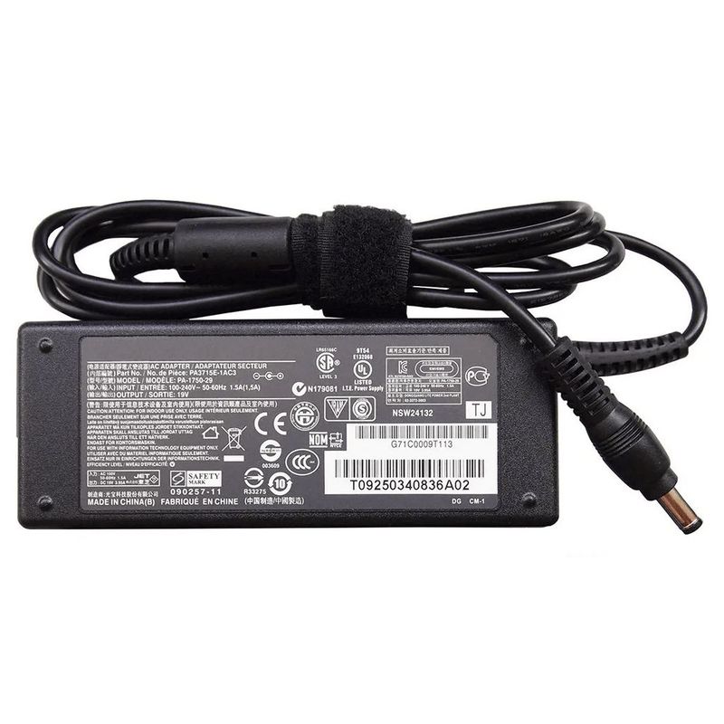 GENERICO - Cargador Toshiba 19v 3.42 65w  5.5 x 2.5 mm Genérico