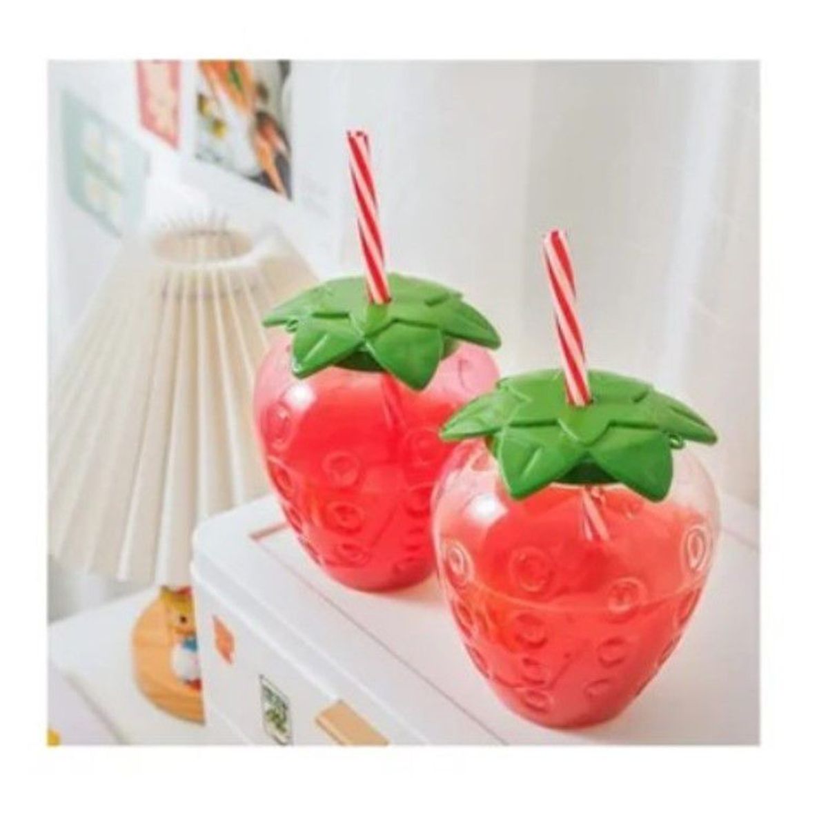 GENERICO - Vaso de fresa con luz LED de pajita para zumo de bebidas tropicales