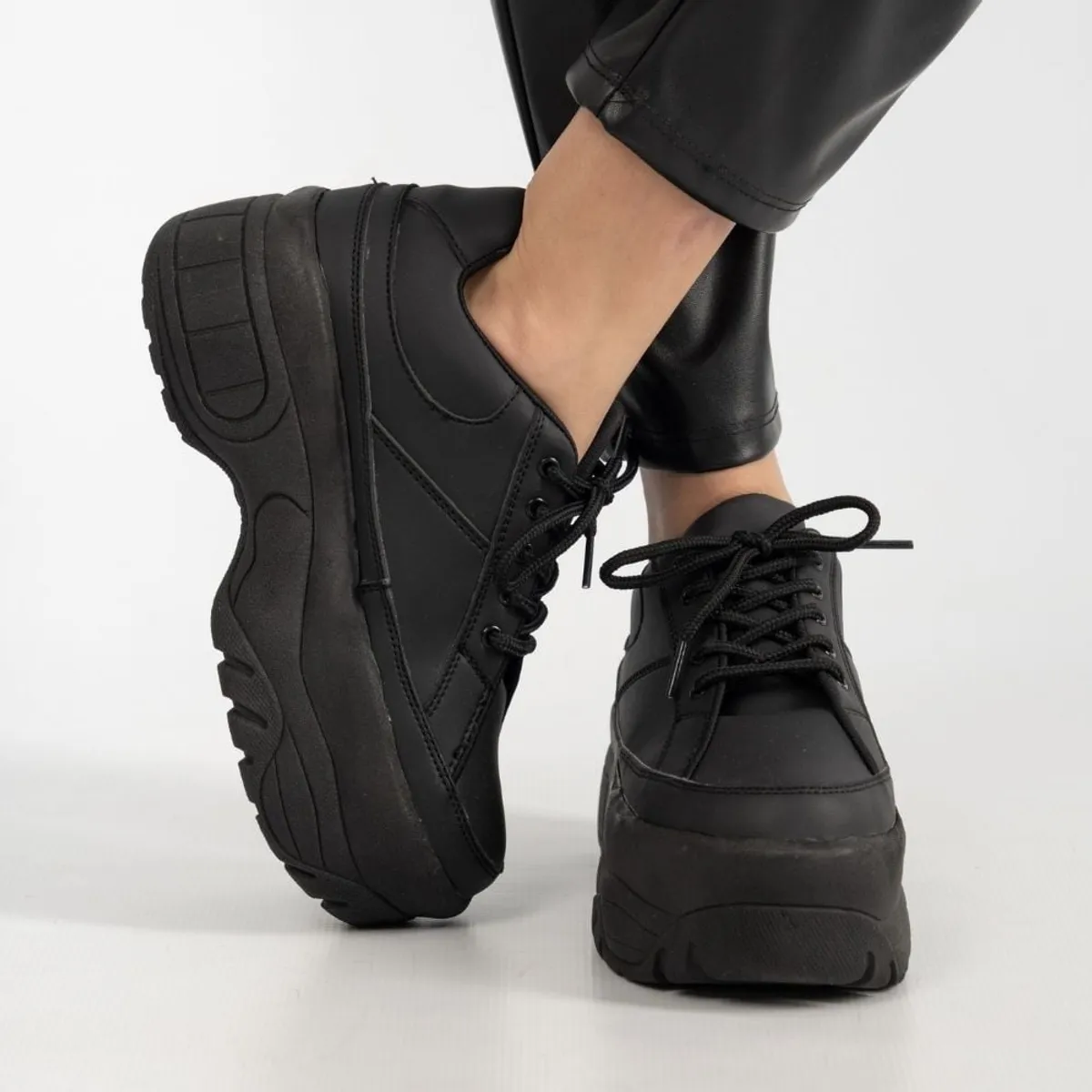 MAGDALENA SHOES - ZAPATILLA PLATAFORMA MUJER KIARA 719 NEGRO