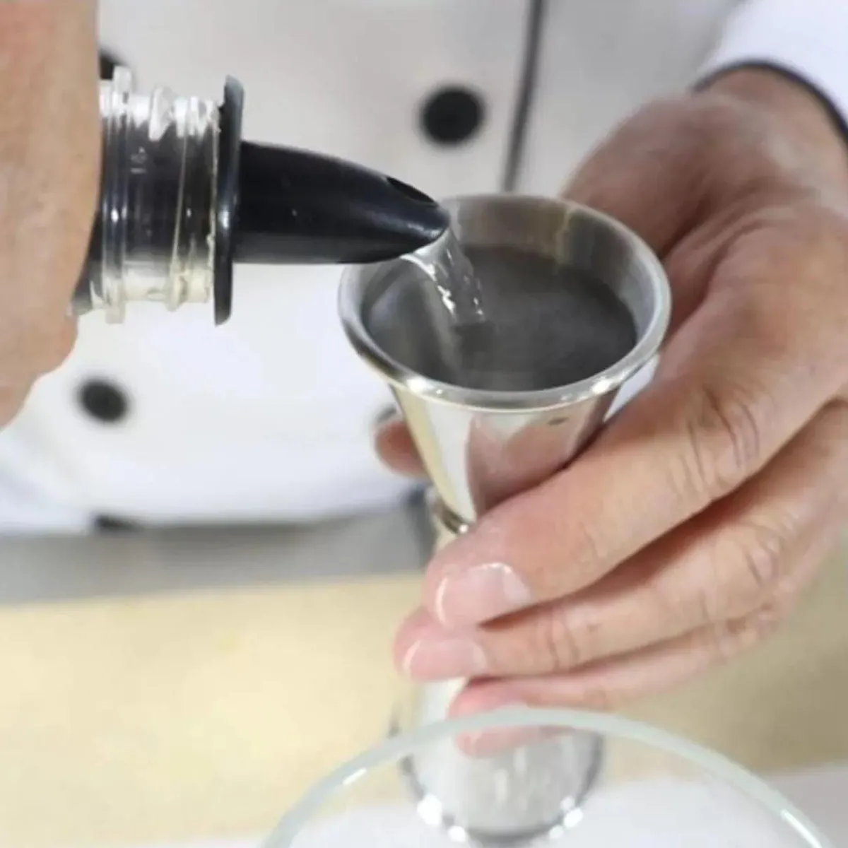 WINCO - PICOS O DOSIFICADORES DE PLÁSTICO PARA BOTELLAS