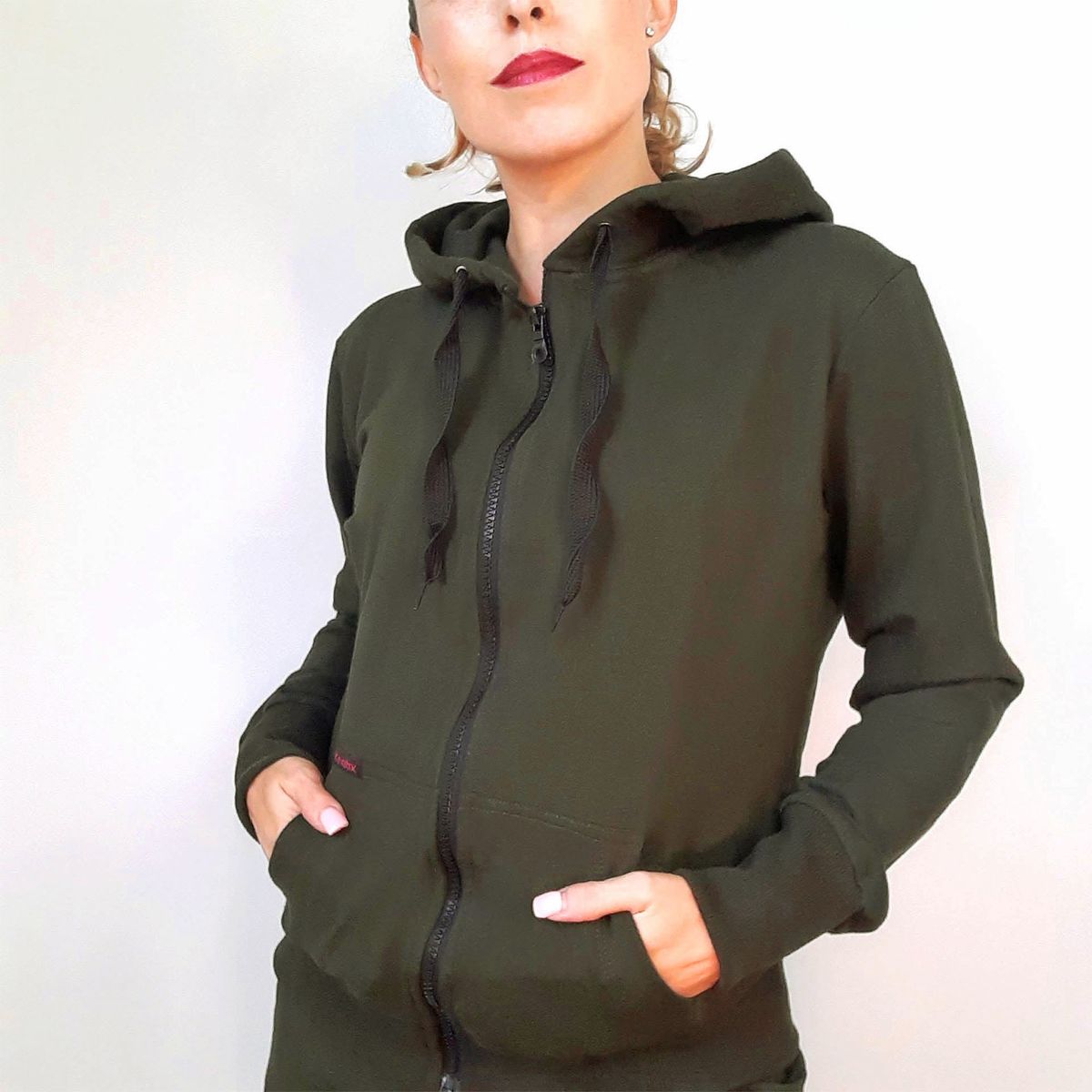 KINETIX - Casaca Kinetix Basic Hoodie Algodón Verde Militar Mujer