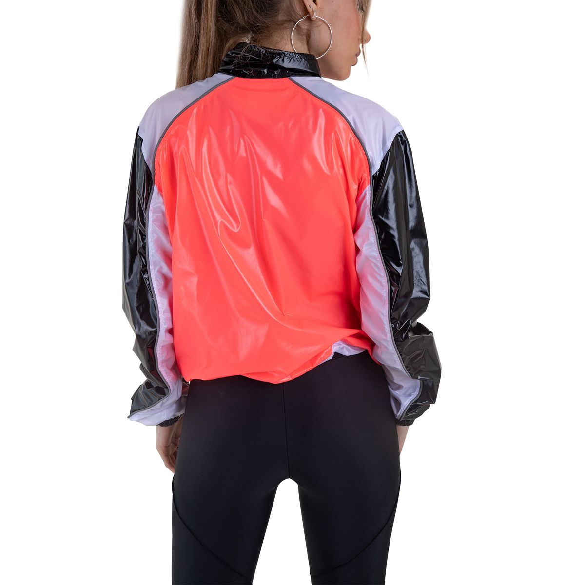 KINETIX - Casaca Cortavientos Deportiva Kinetix Eclypse Coral Neón Mujer