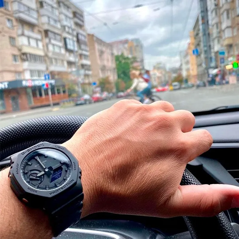 Reloj Casio G-Shock GA-2100-1A1 CASIO