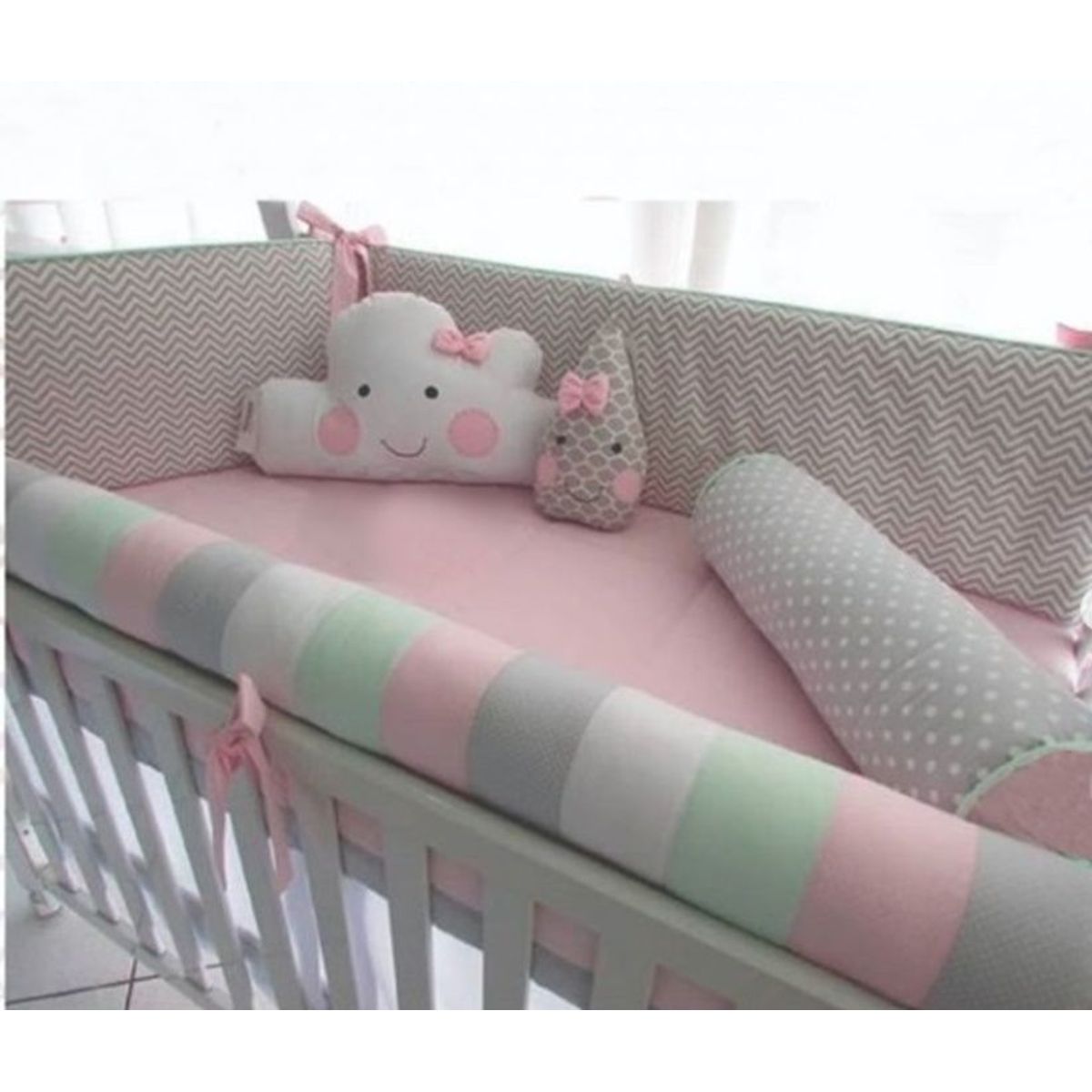 GENERICO - Set De Cuna  -  Diseño Zig Zag  mixto Rosado