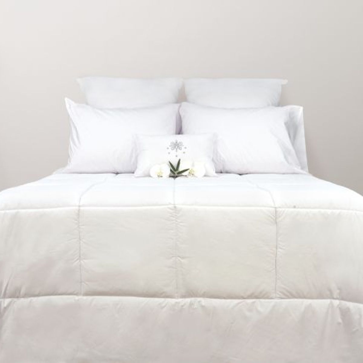 ARLIN TEXTIL - Edredon Duvet King Color Blanco