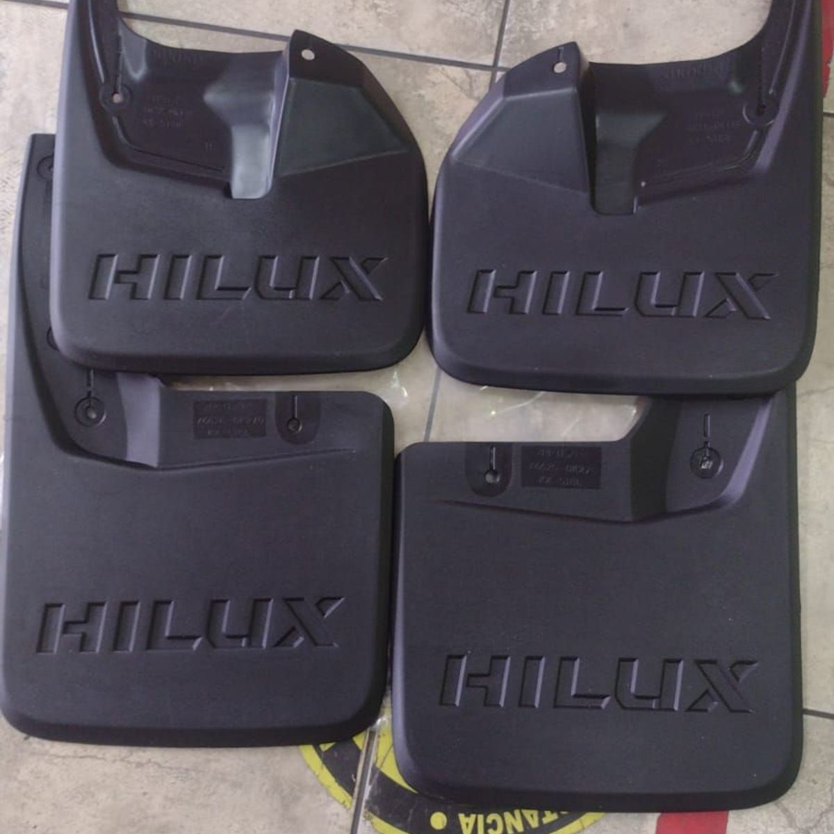 GENERICO - Escarpines de guardafango Para Toyota Hilux Revo 2016 - 2023