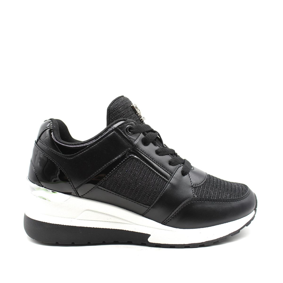 GOTTA - Zapatilla Negra Mujer 15901 Gotta