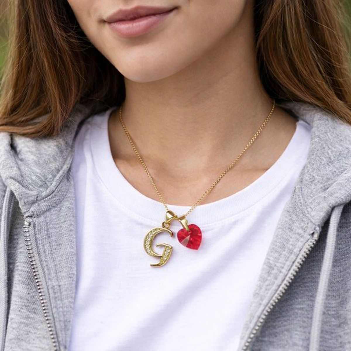 GENERICO - Collar Dorado Inicial G para Mujer con Corazón de Cristal Rojo - Regalo Ideal para Enamorar