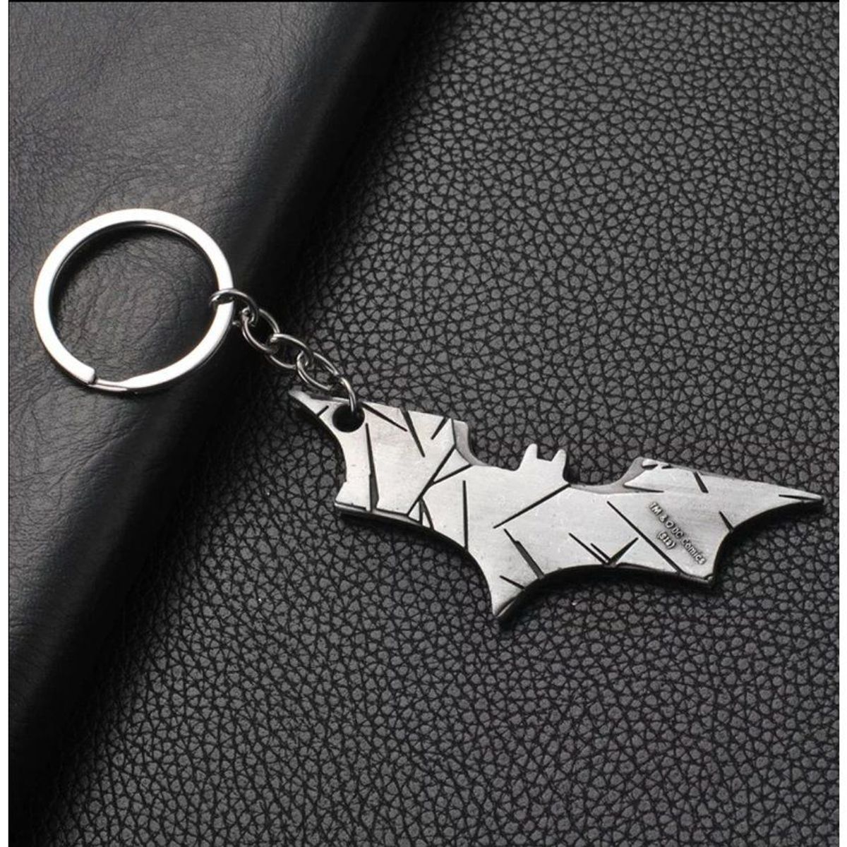 DC COMICS - Llavero logo batman plomo 11