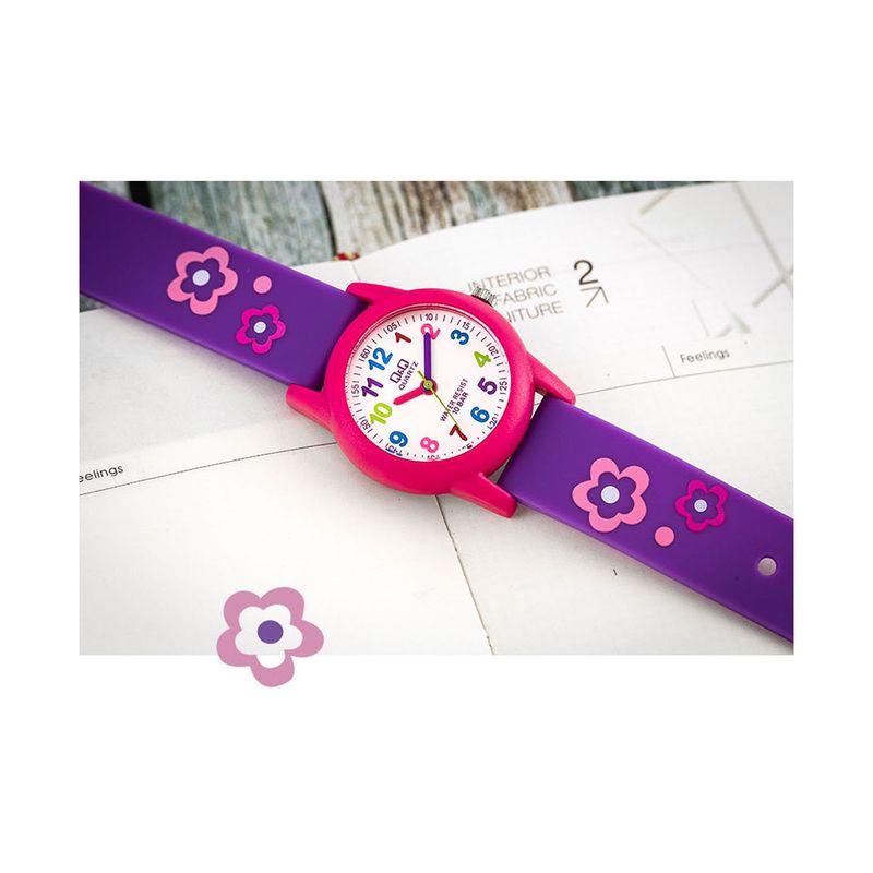 Q&Q - Reloj Q&Q para Niñas Acuático 10 BAR Diseño Flores