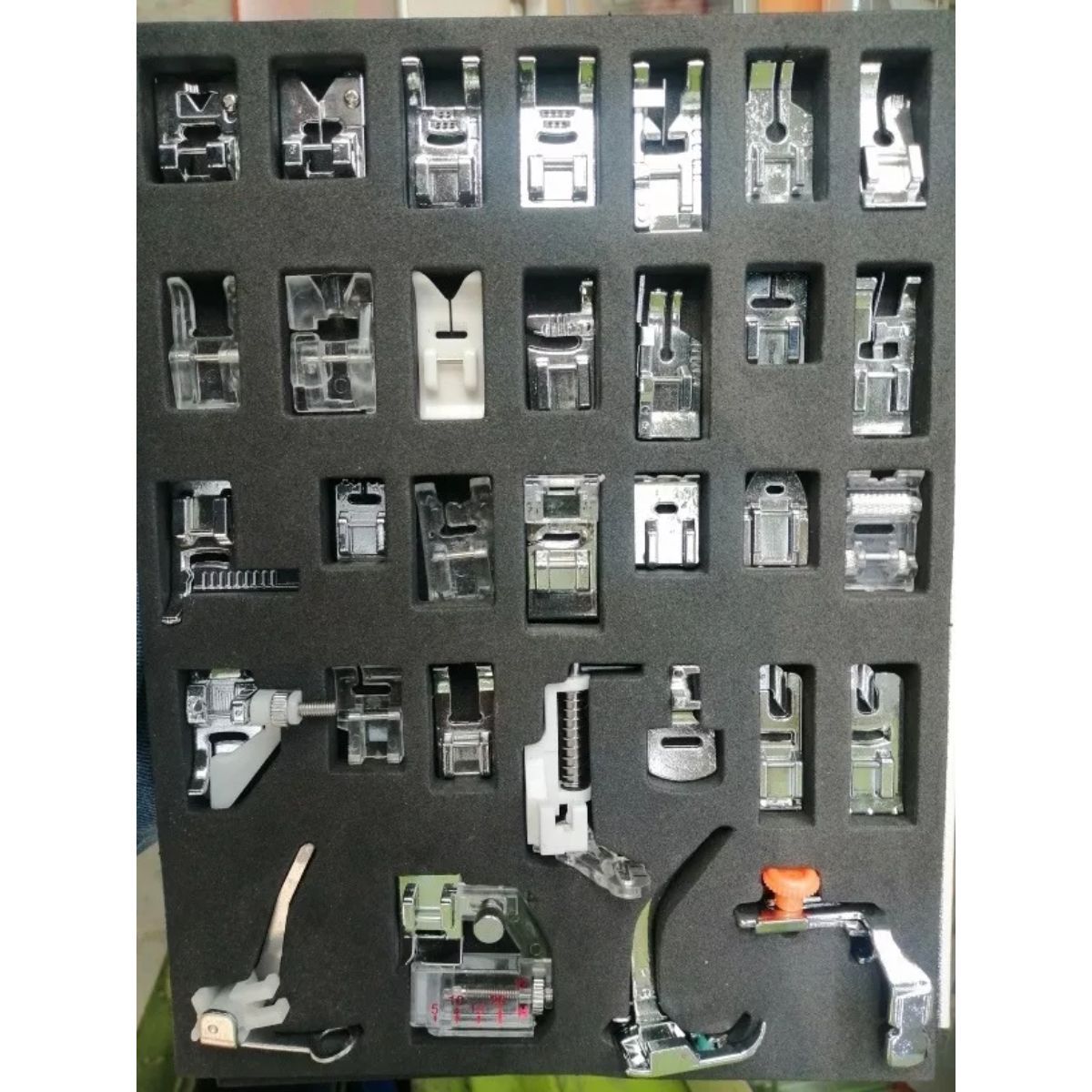 GENERICO - Kit De 32 Prensatelas Para Máquinas De Coser Domésticas