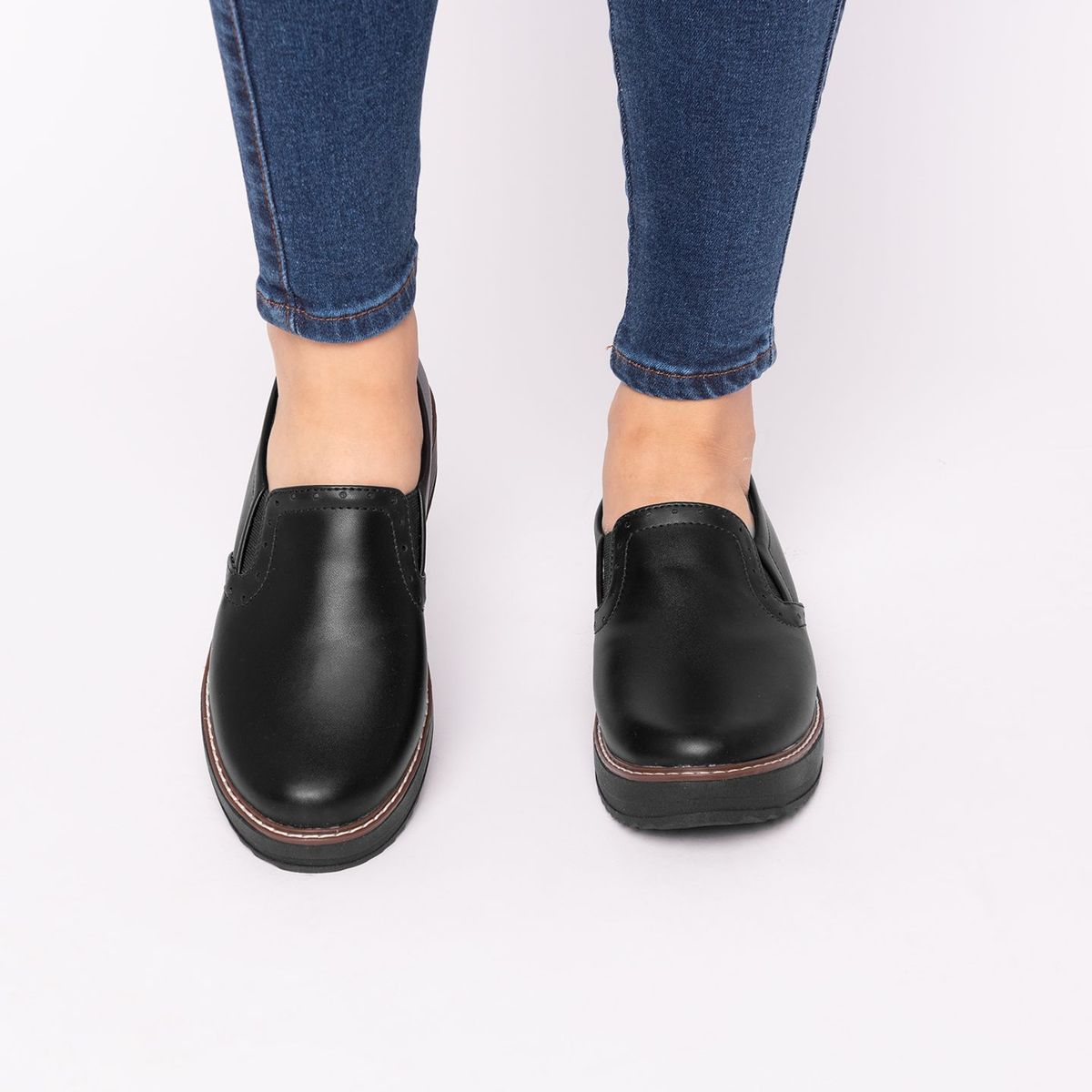 NEBULA - Mocasin Ferrara - Negro