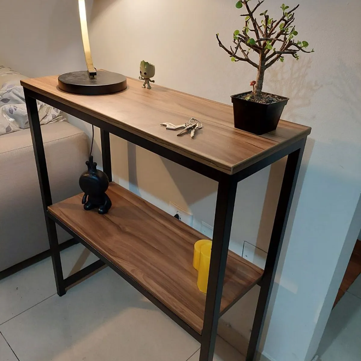 GENERICO - Recibidor industrial color marrón doble nivel