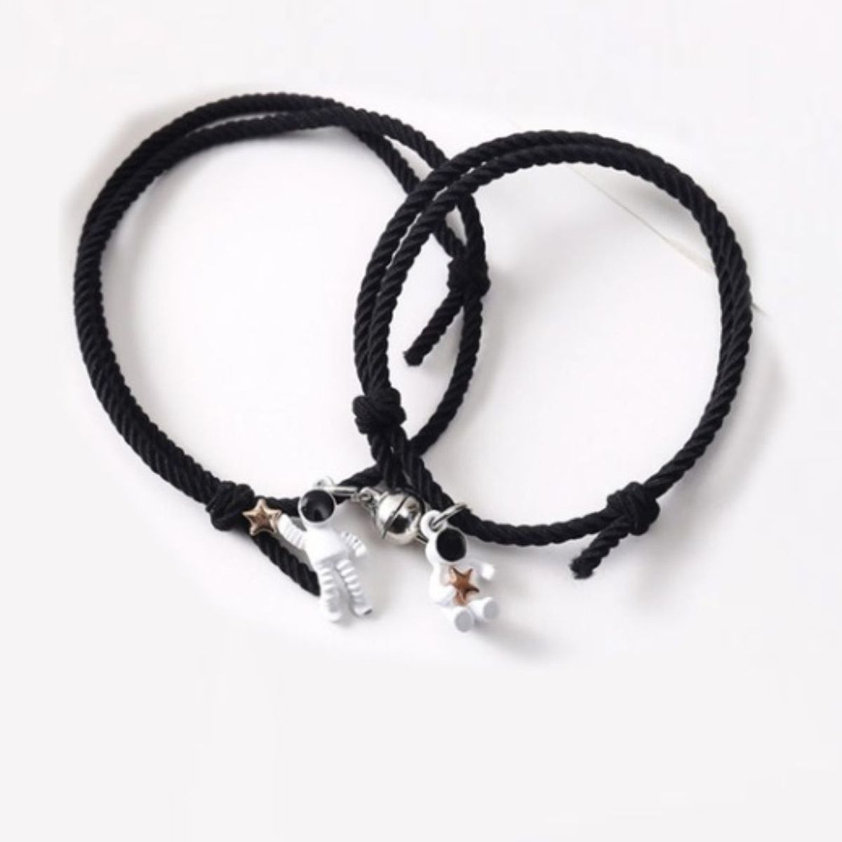 GENERICO - Pulsera doble negra con imán astronautas para mejores amigos o parejas