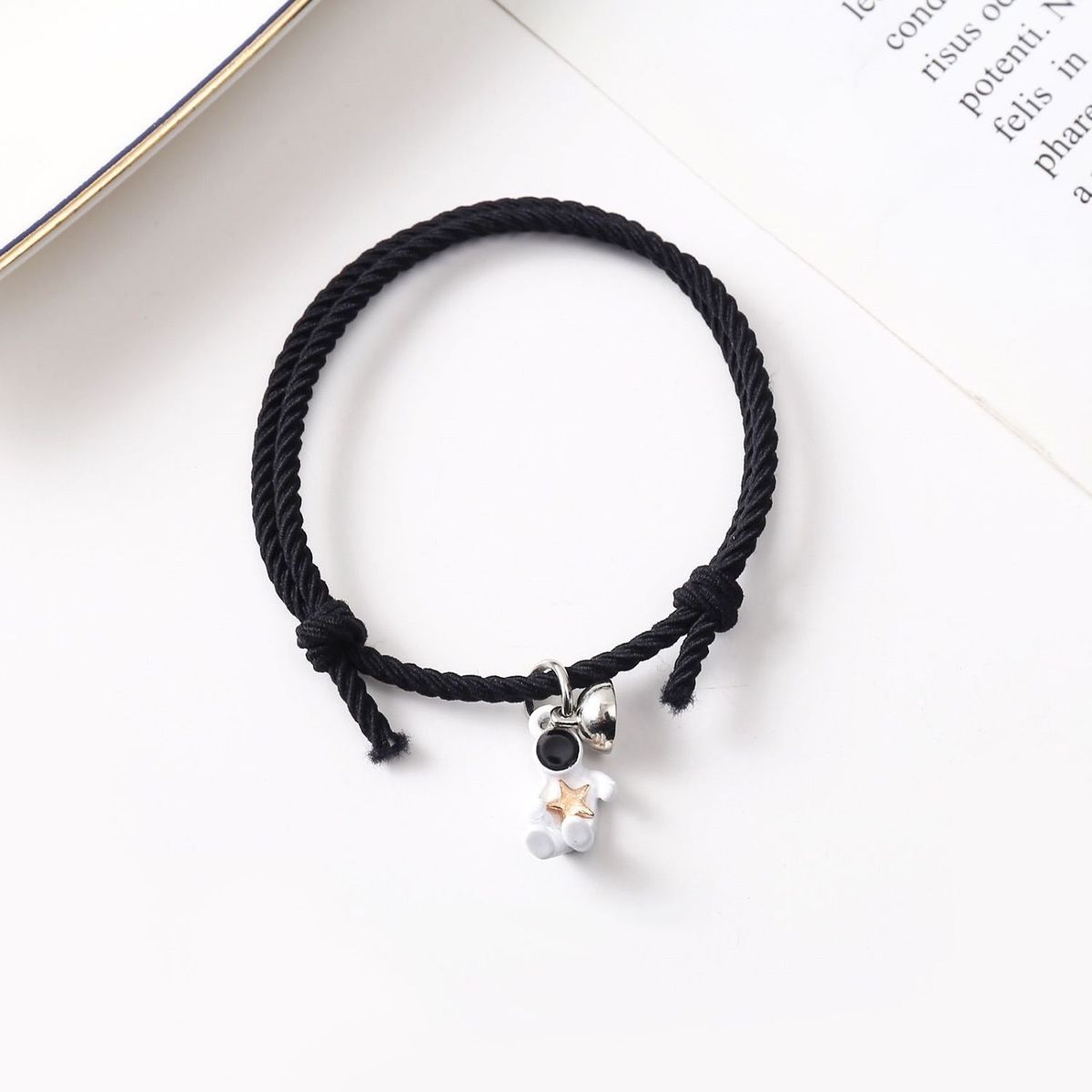 GENERICO - Pulsera doble negra con imán astronautas para mejores amigos o parejas