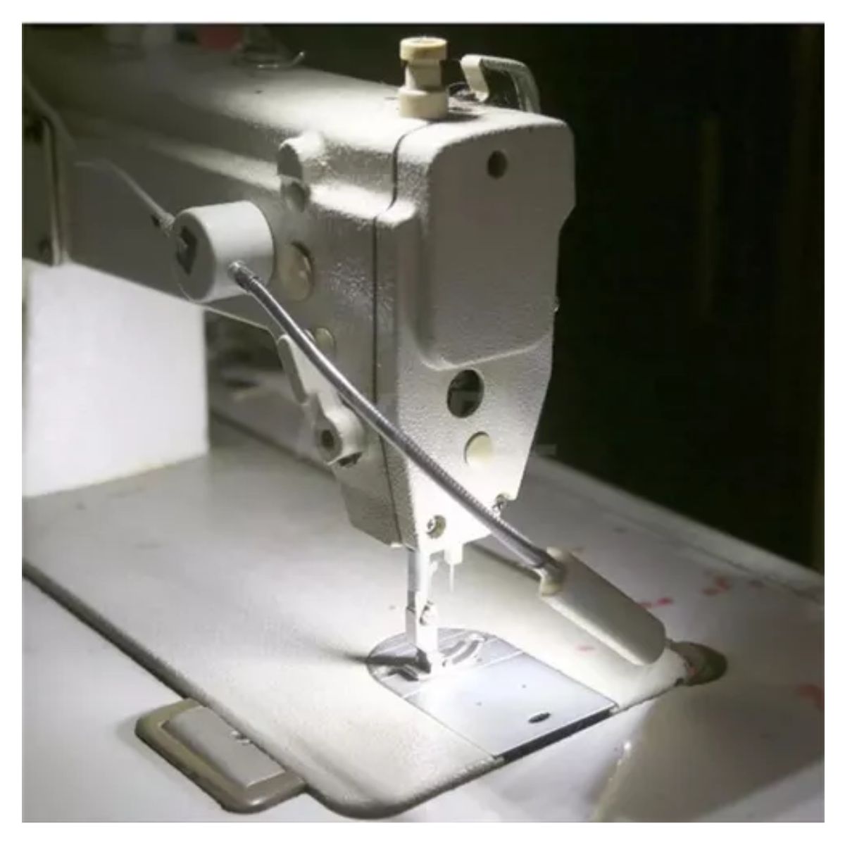 GENERICO - Lampara De Iluminación 30 Leds Maquina Coser Industrial Juki
