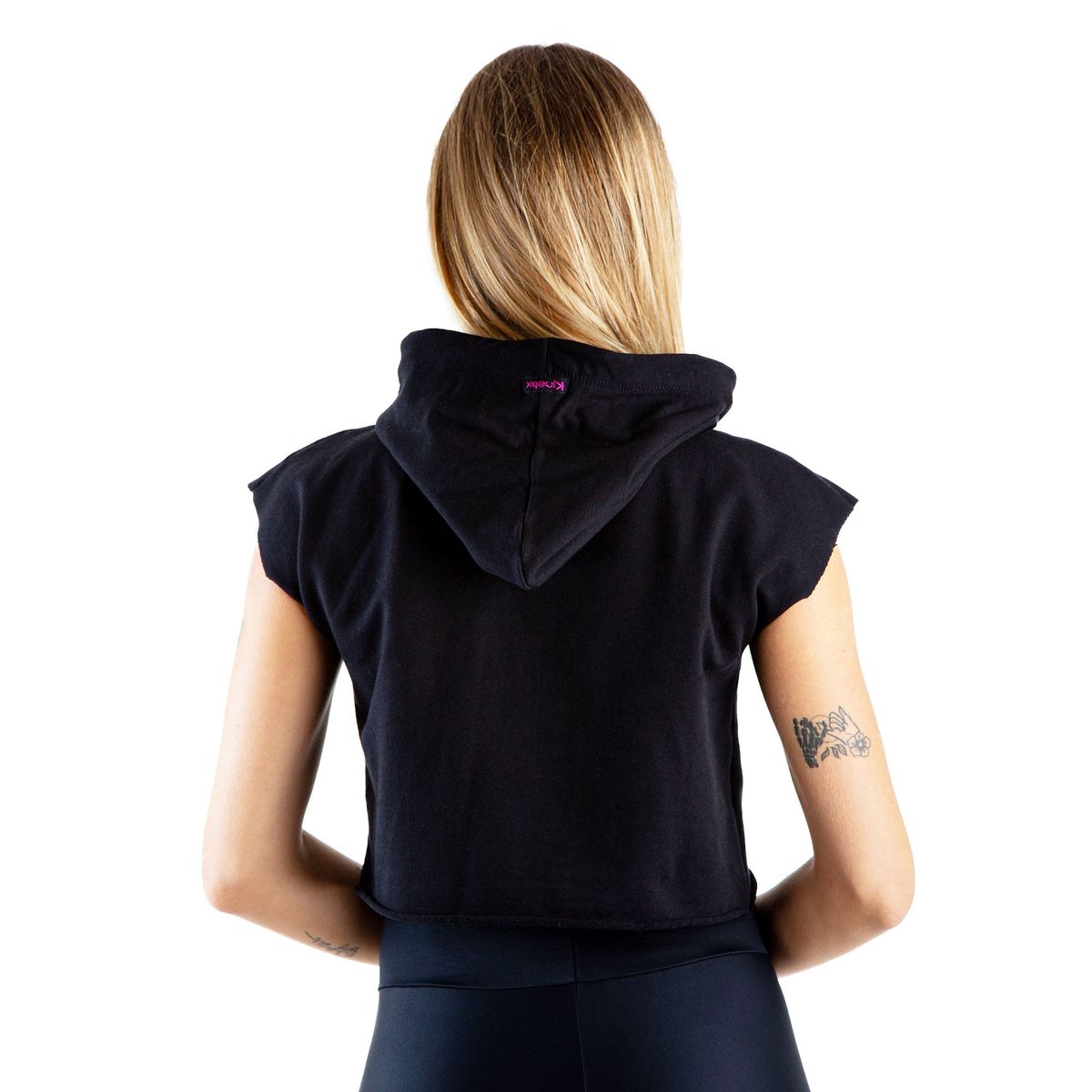 KINETIX - Polera Crop Kinetix Boxeadora Hoodie Negro Algodón Mujer