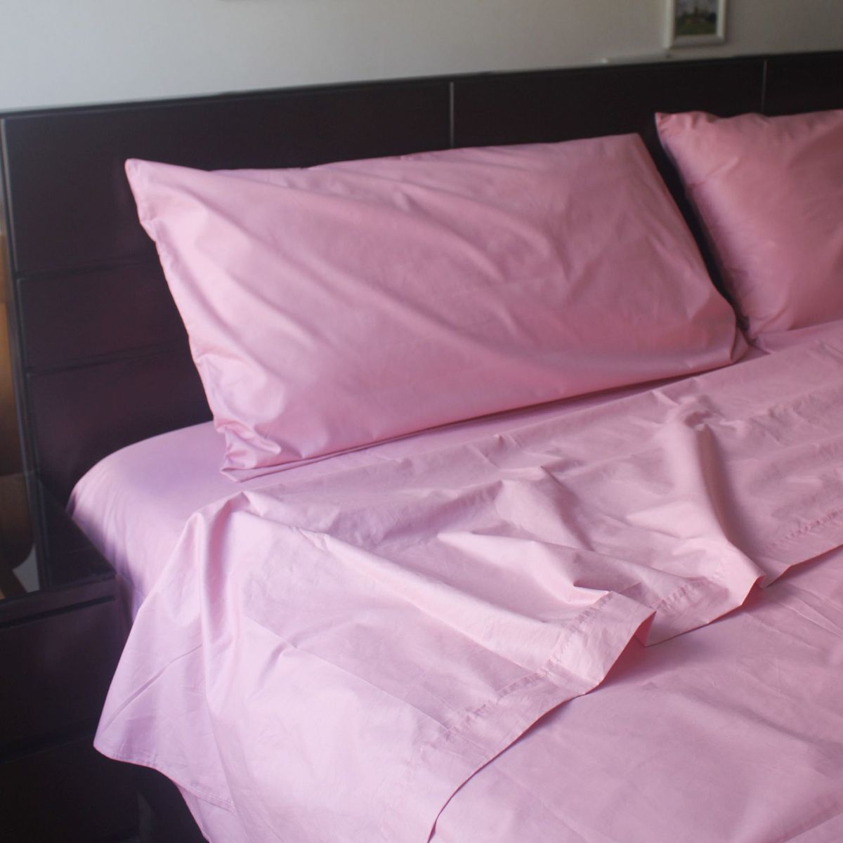 SUIT THE BED - Set de Sábanas 100% Algodón Pima- 216 hilos - 1.5 Plazas - Palo Rosa