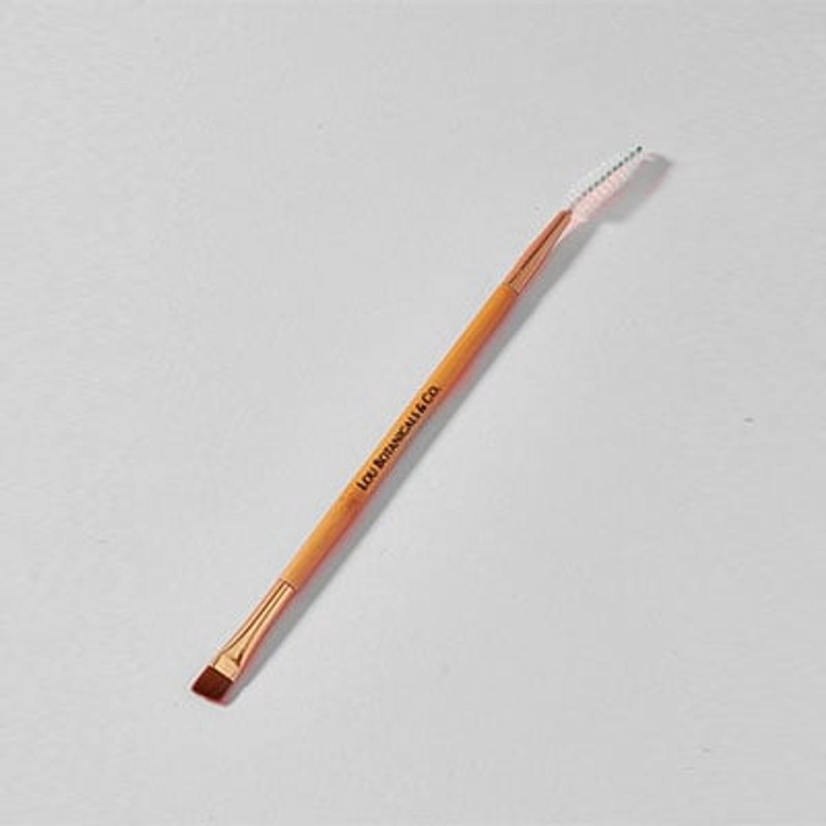 LOU BOTANICALS - BROCHA PARA CEJAS dual de bambú