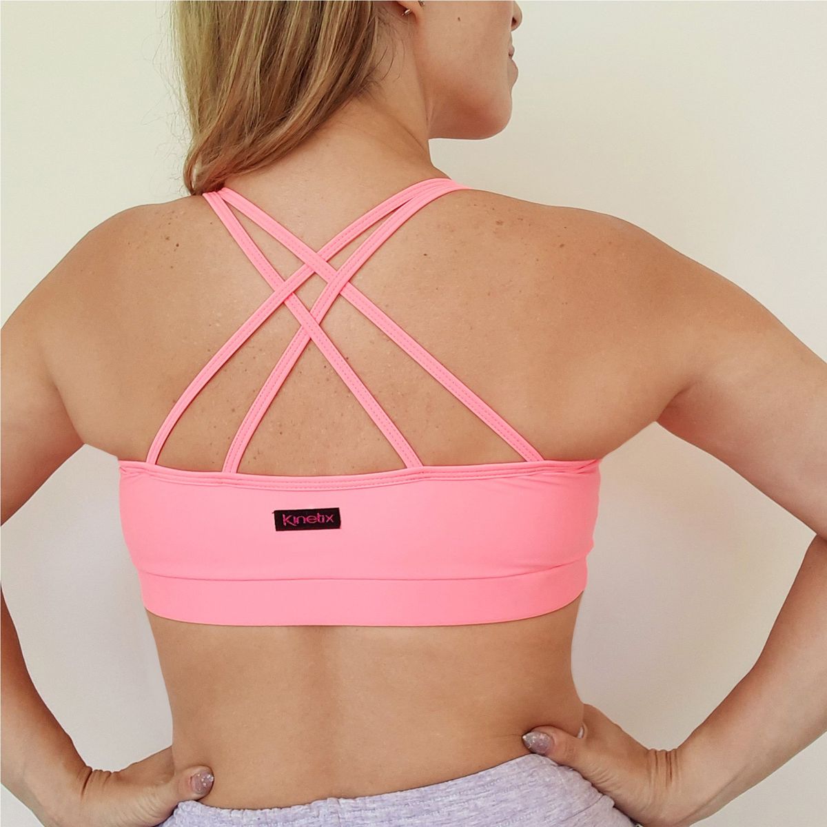 KINETIX - Top Sostén Deportivo Kinetix Elara Mujer Lycra Coral