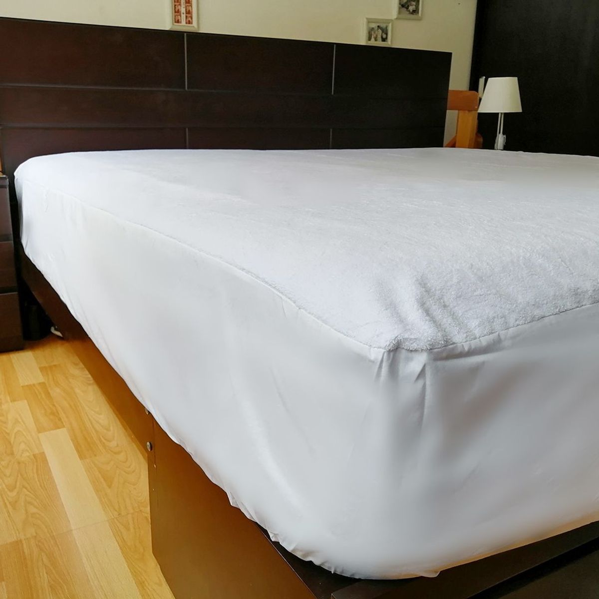 SUIT THE BED - Protector de Colchón Impermeable - 1.5 Plazas.