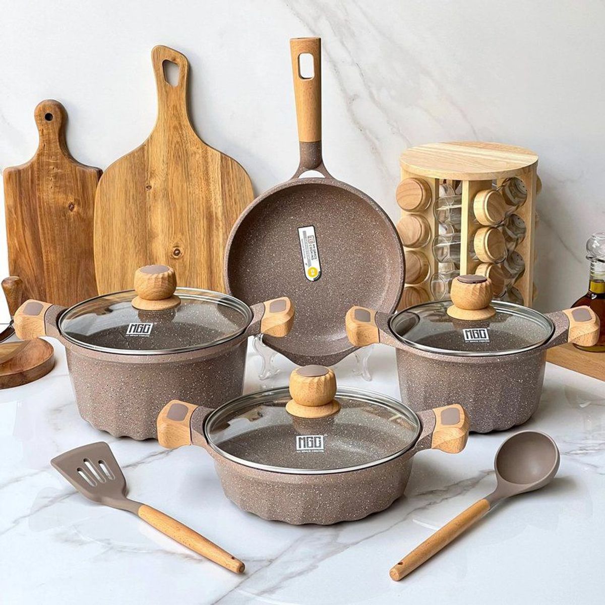 GENERICO - Juego De ollas Roca Volcanica  9 Piezas Marron mgc