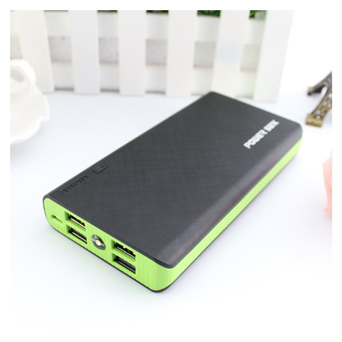 GENERICO - Power bank bateria portatil cuatro puertos cargador portátil 20000