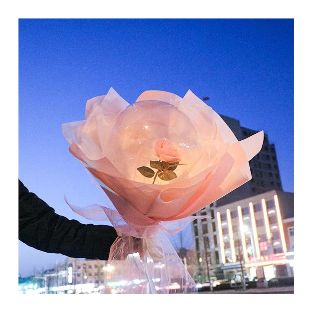 GENERICO - Globo bouquet de rosa decoracion led  luminoso