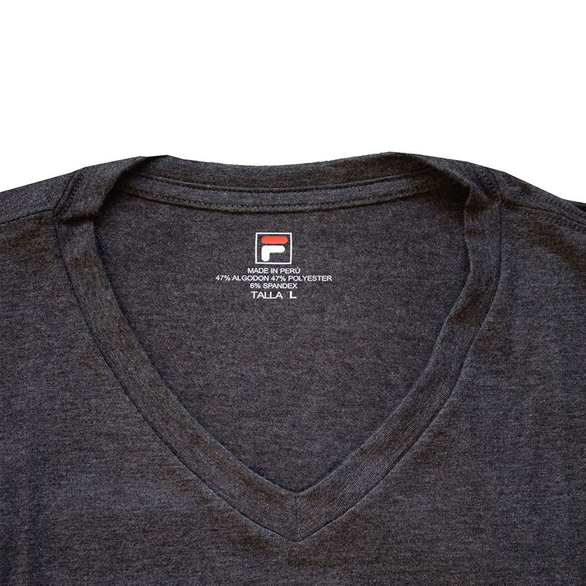 FILA - Polo Manga Corta Fila Cuello V  Plomo Oscuro.