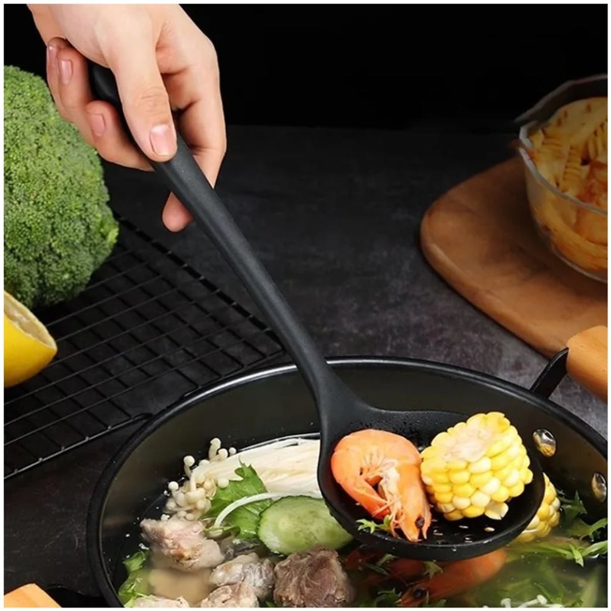 MINARI - Set de Cucharones Utensilios de Cocina Negro 6 PCS 432U