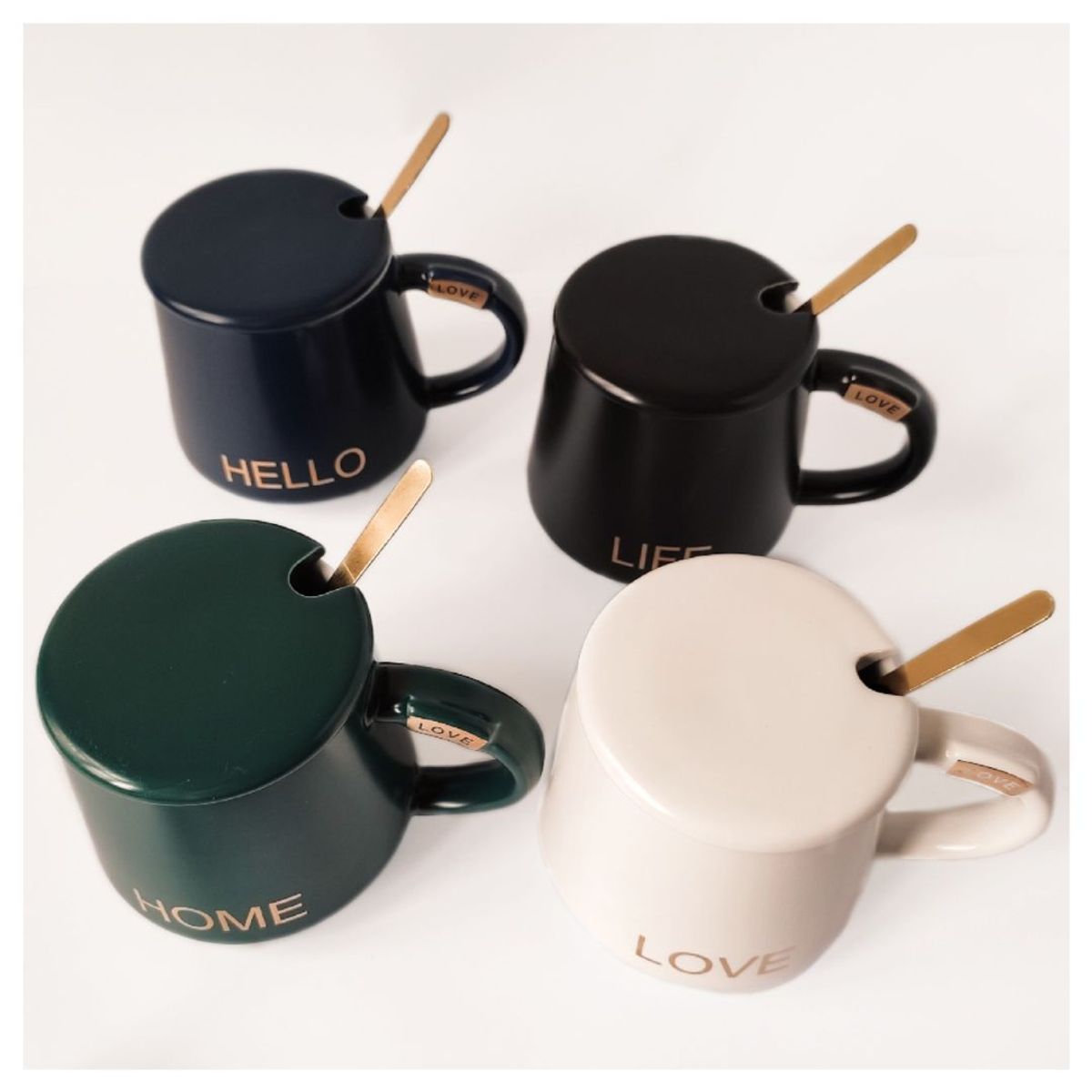 INSPIRA MARKET - Taza de cerámica porcelana Cup Love con tapa y cuchara Aleatorio