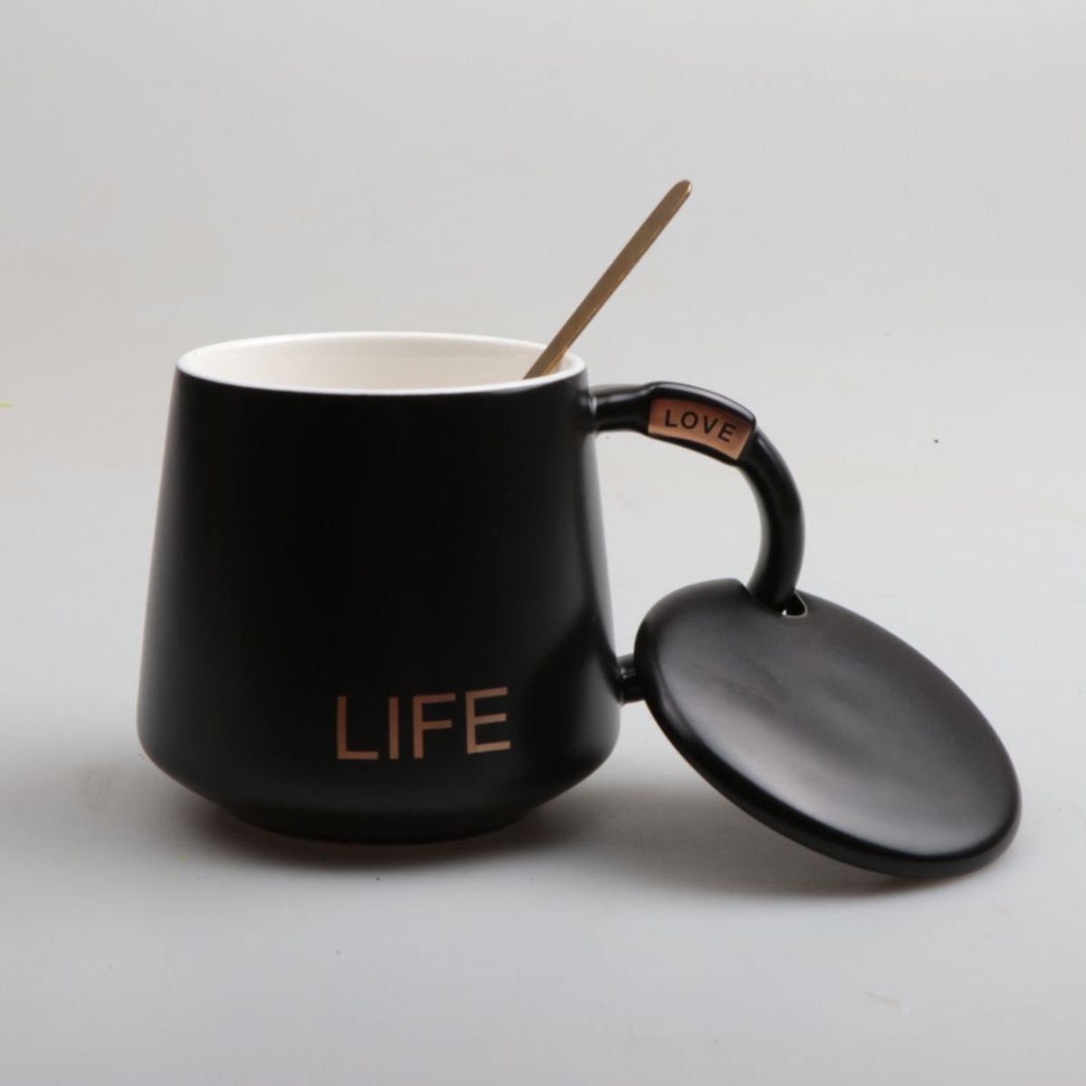 INSPIRA MARKET - Taza de cerámica porcelana Cup Love con tapa y cuchara Aleatorio