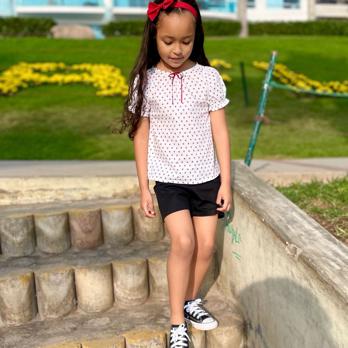 VALU MODA INFANTIL - Short negro y blusa para niña