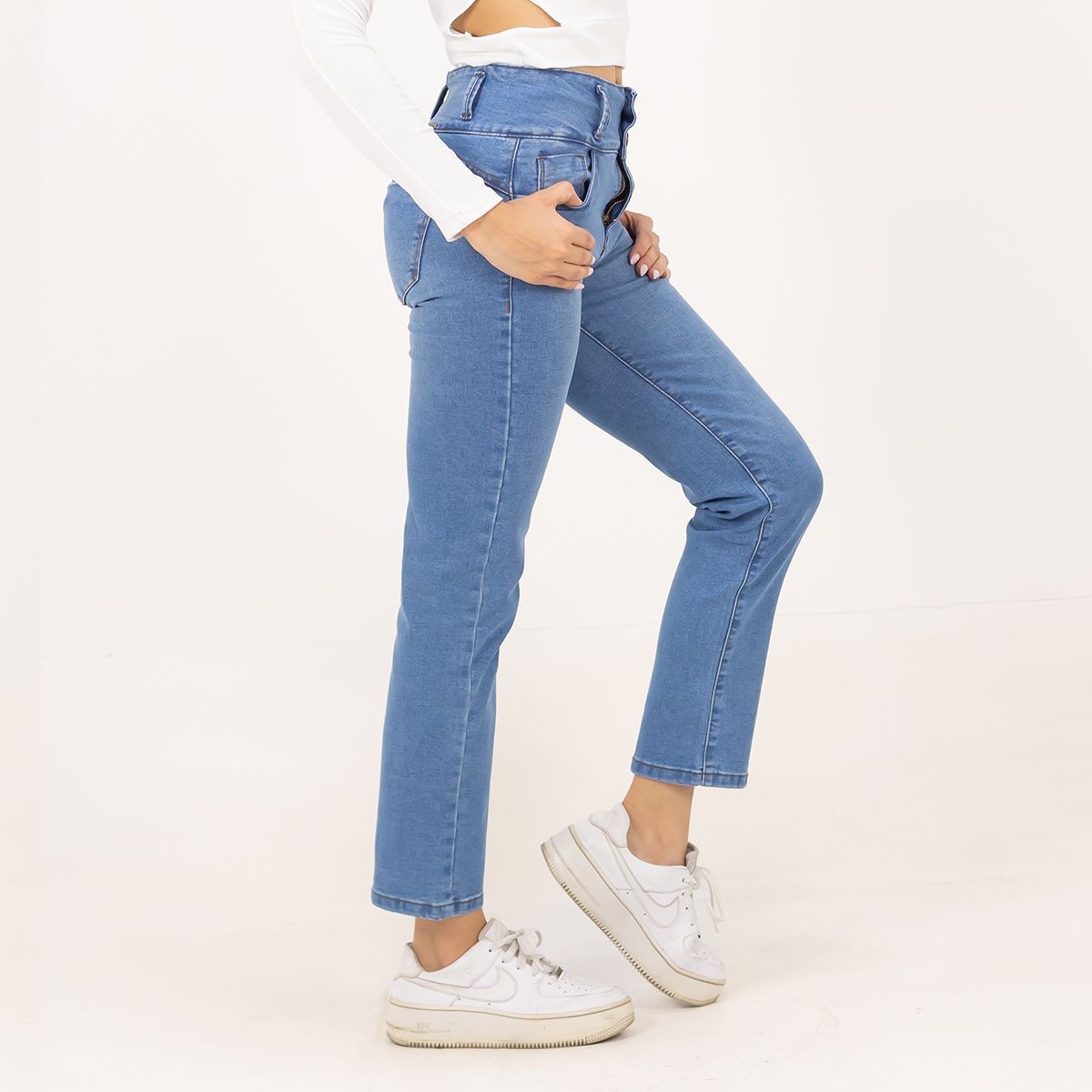 BELLTON'S - JEAN RECTO BASICO MUJER BELLTONS VIVECA