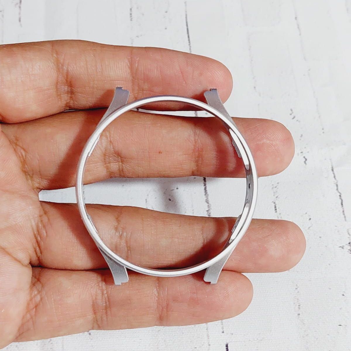 GENERICO - Case Bumper para SAMSUNG GALAXY WATCH 5 PRO - Plateado