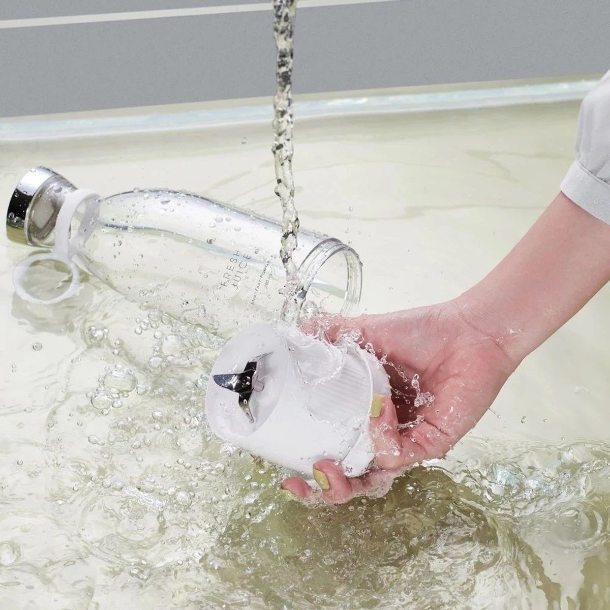 OTTOWARE - Mini Licuadora Portátil 2 en 1