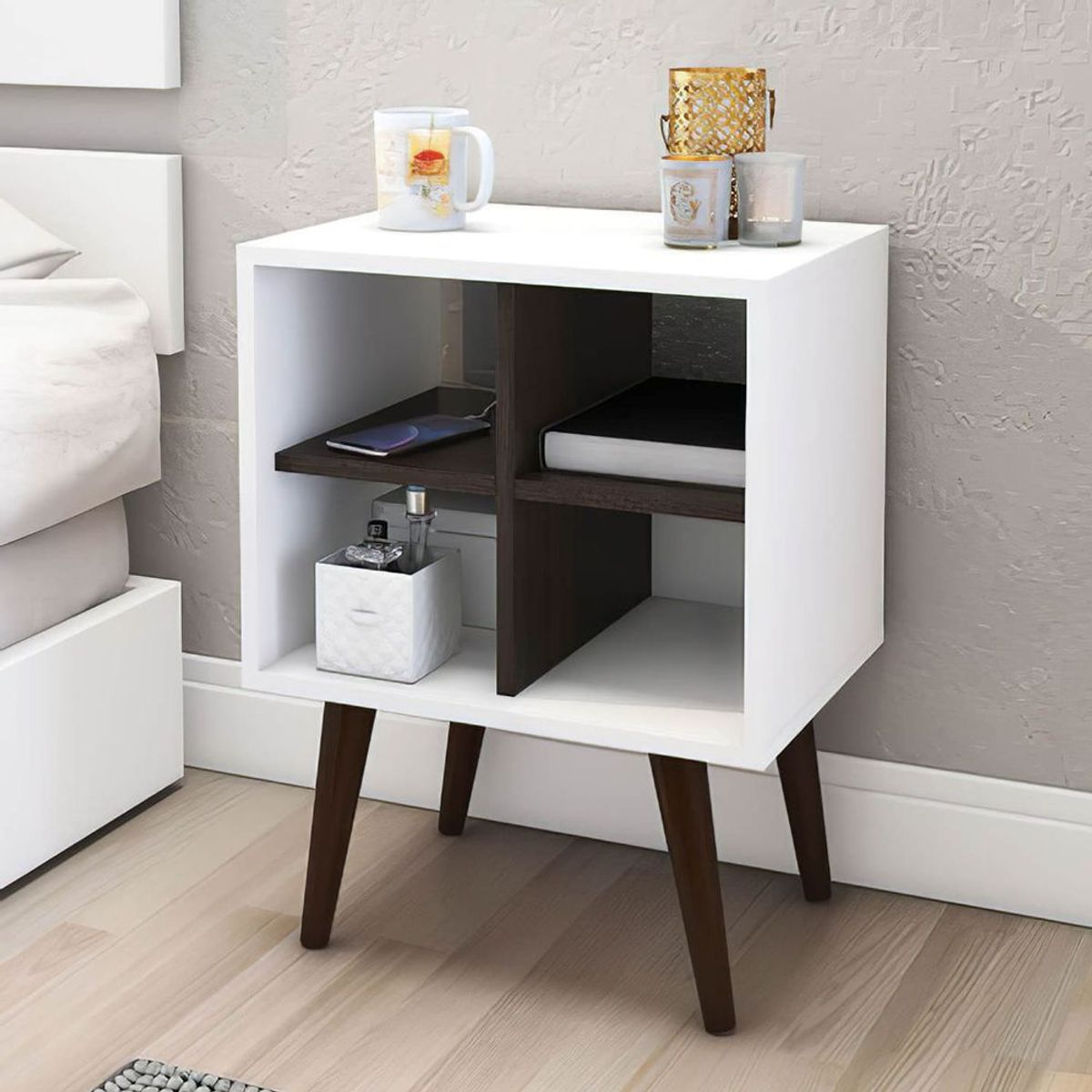 VENTITAS HOME - Velador Nórdico Kenya Ventitas Home Color Blanco y Bellota