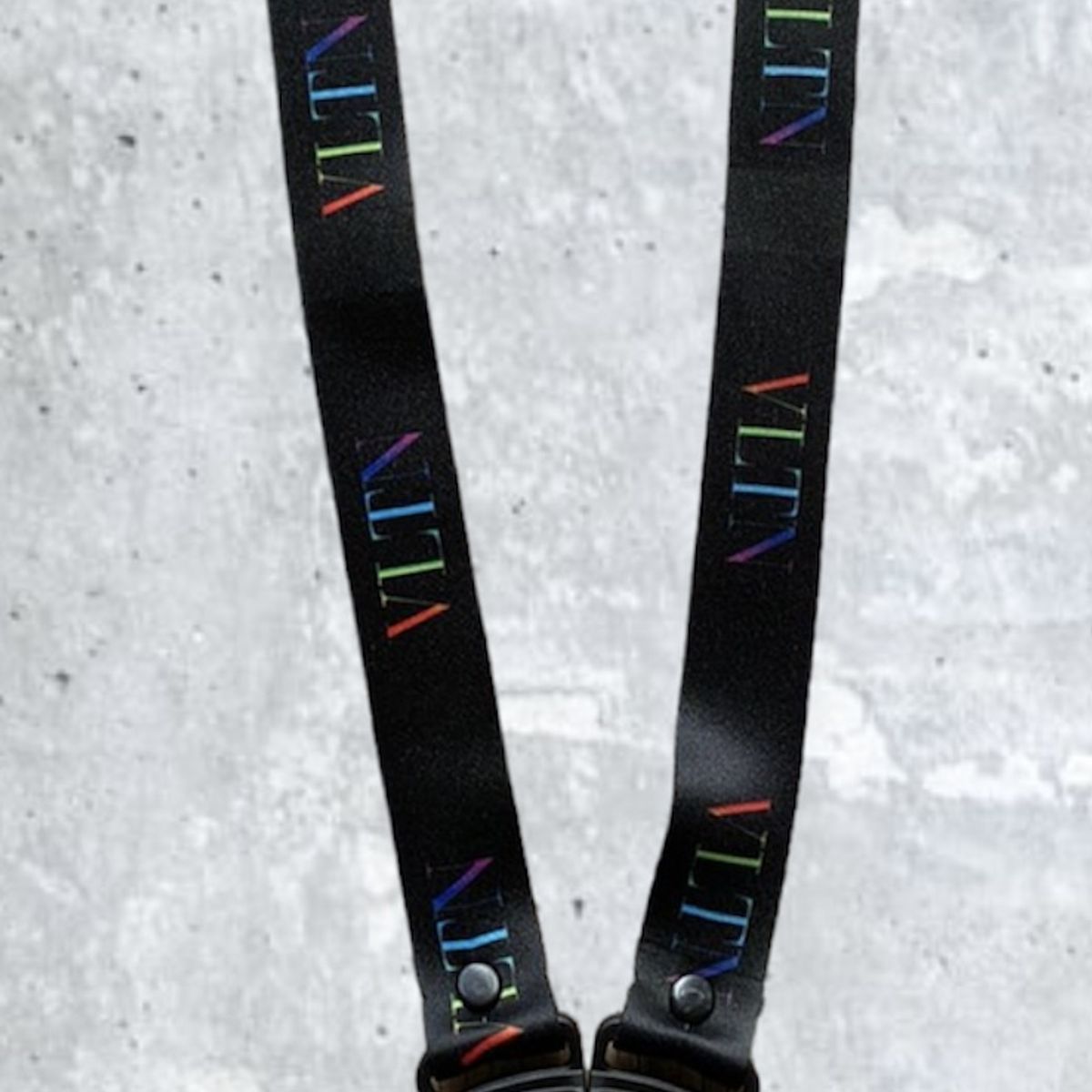 GENERICO - Llavero Valentino Lanyard Pita Colgador Llaves Cinta