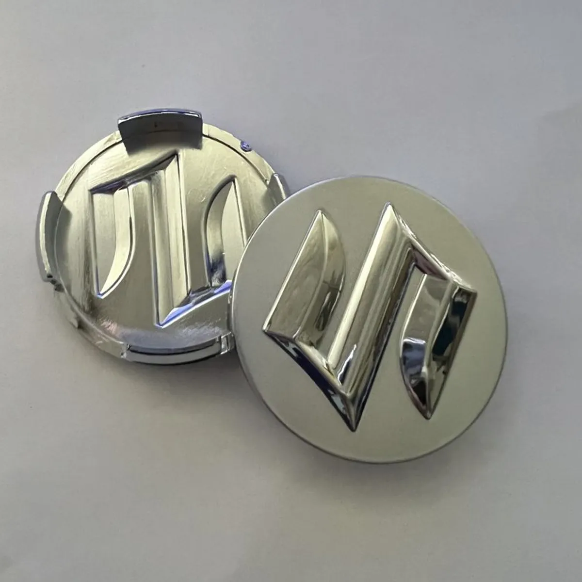 GENERICO - Tapa Central compatible con Aro Suzuki 54mm (juego 4 Unids)