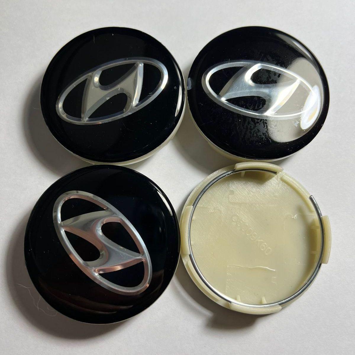 GENERICO - Tapa Emblema Logo De Aro Hyundai 56mm (Juego De 4 Unidades)